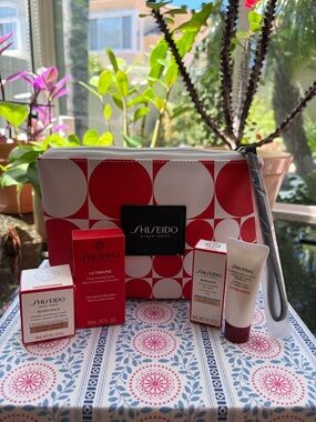 Shiseido Five-Piece Deluxe Sample Skincare Set
